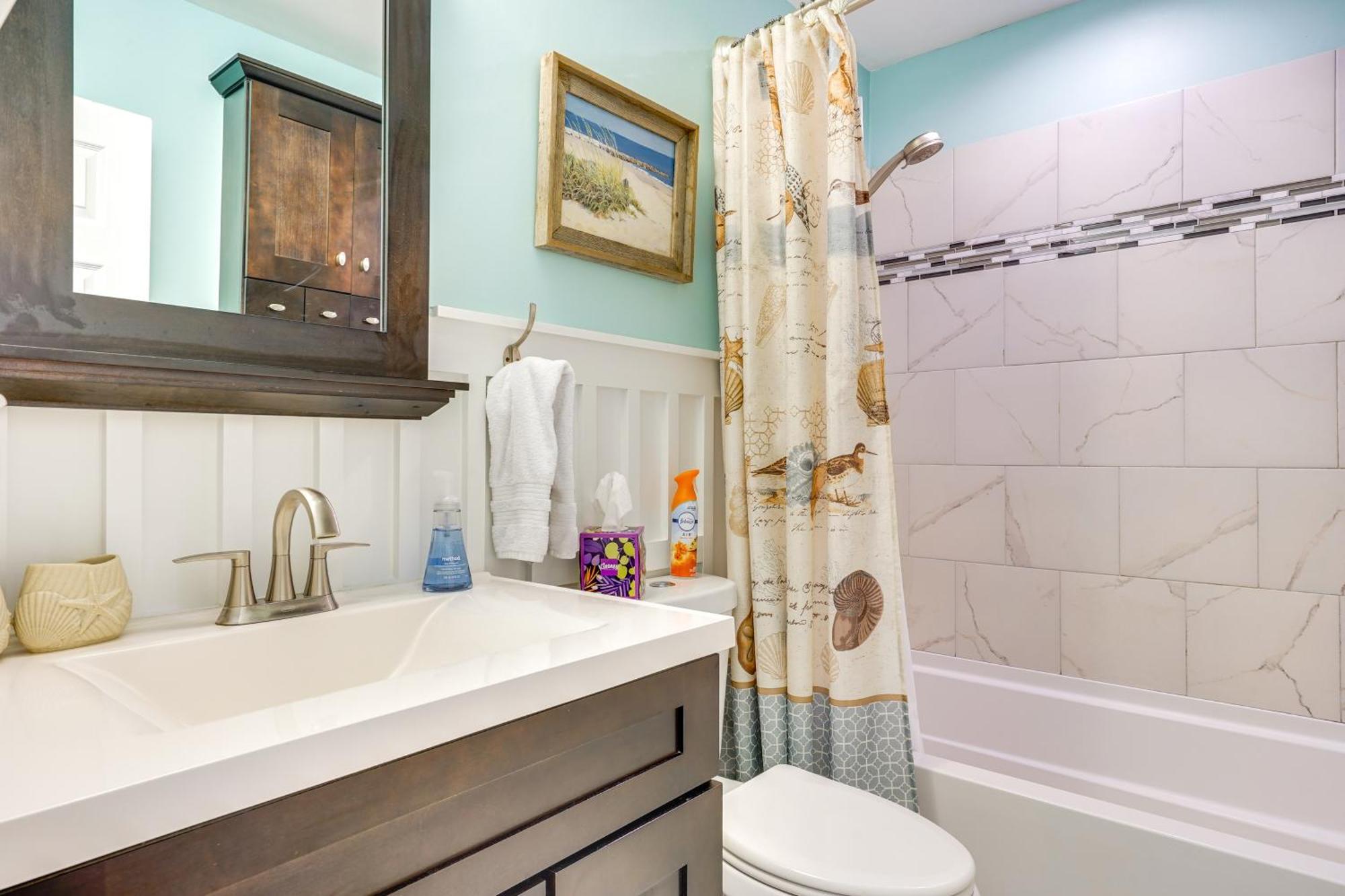 Villa Cozy Goose Creek Escape With Patio And Grill Esterno foto