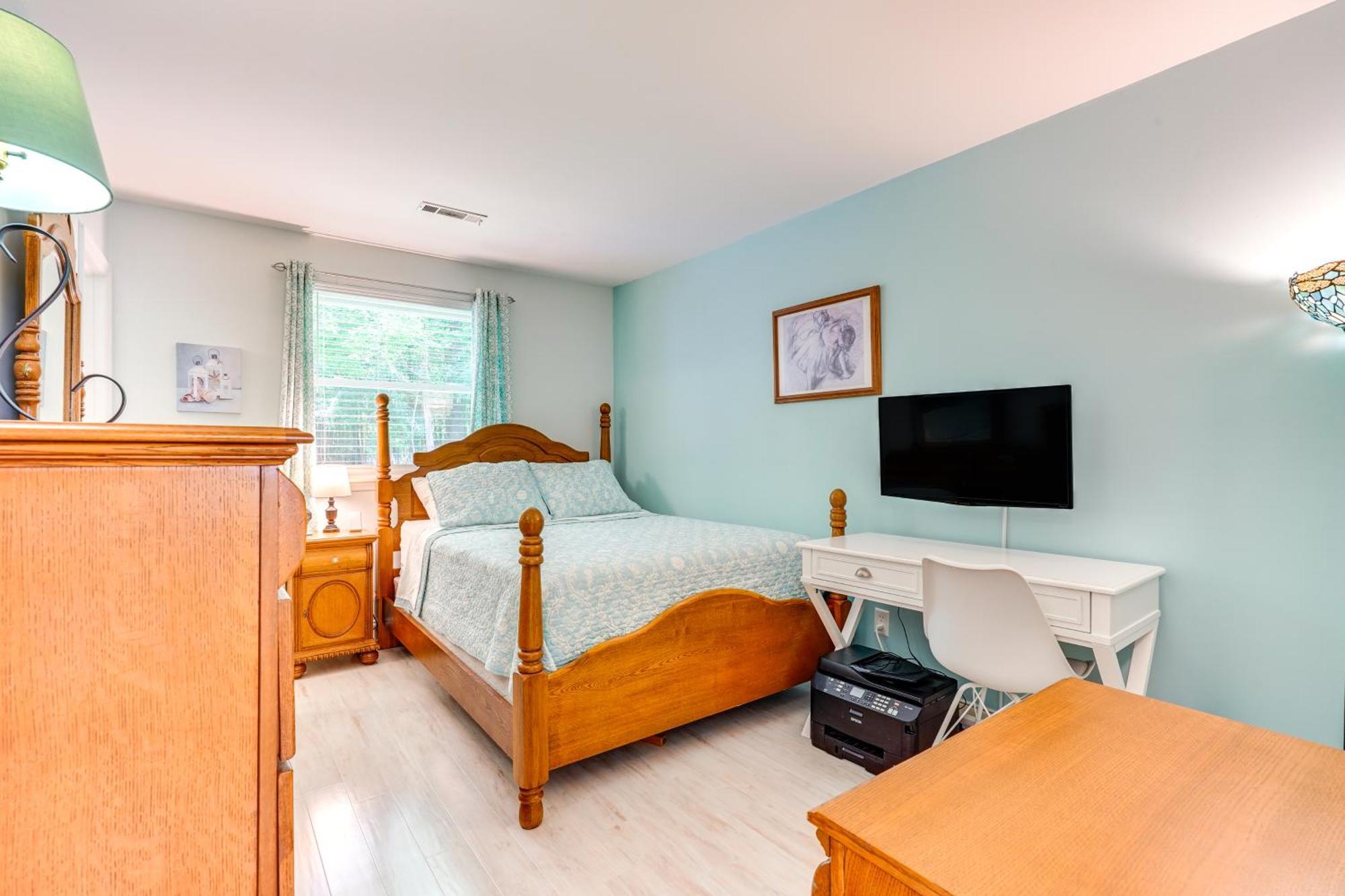 Villa Cozy Goose Creek Escape With Patio And Grill Esterno foto