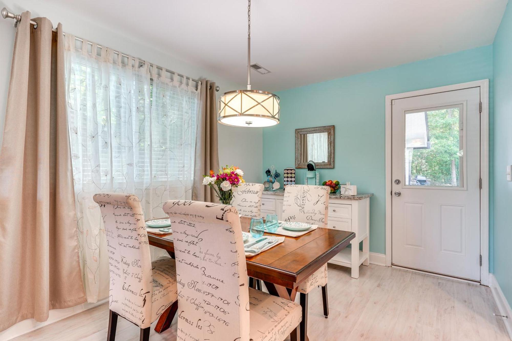 Villa Cozy Goose Creek Escape With Patio And Grill Esterno foto