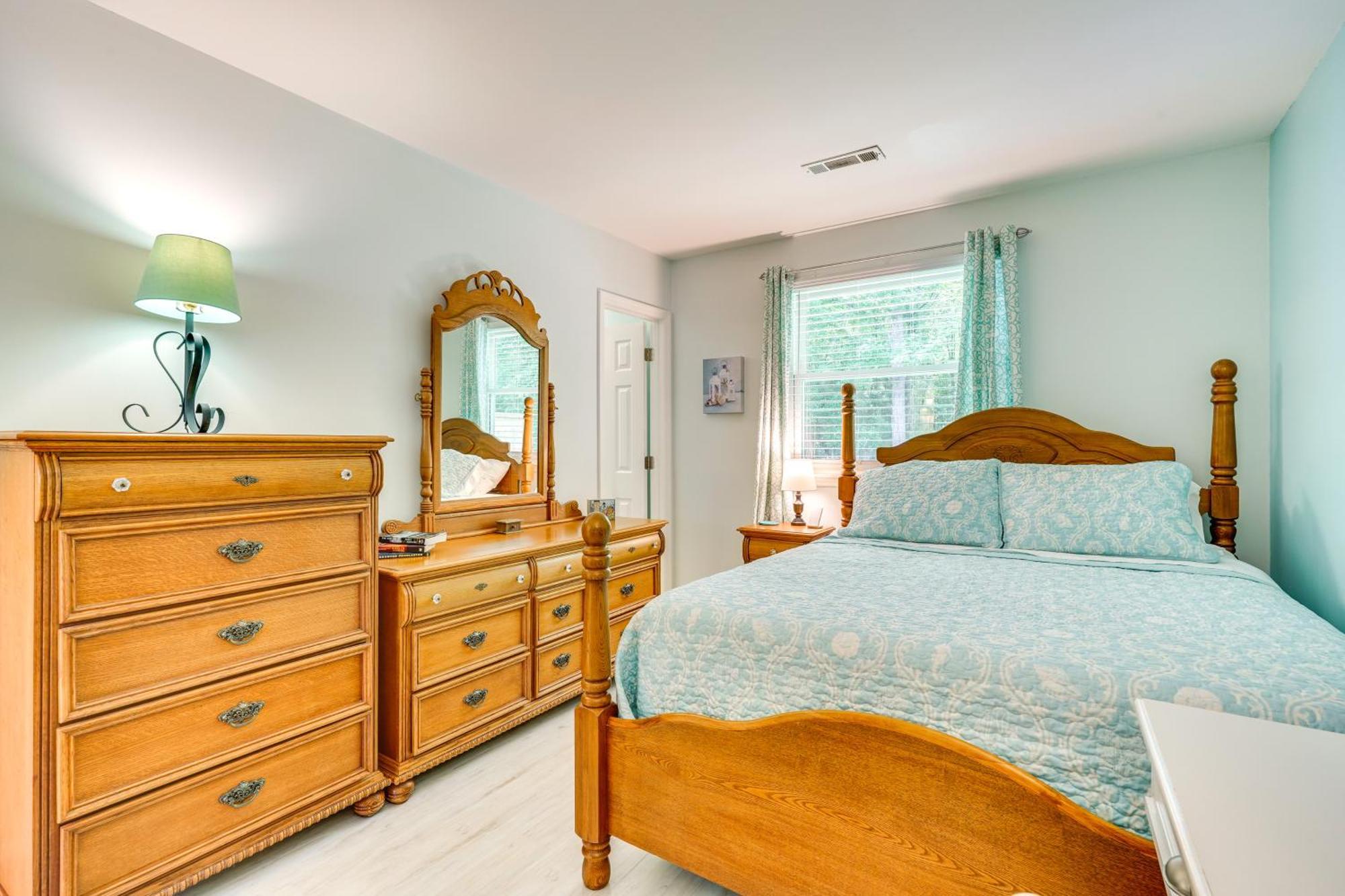 Villa Cozy Goose Creek Escape With Patio And Grill Esterno foto
